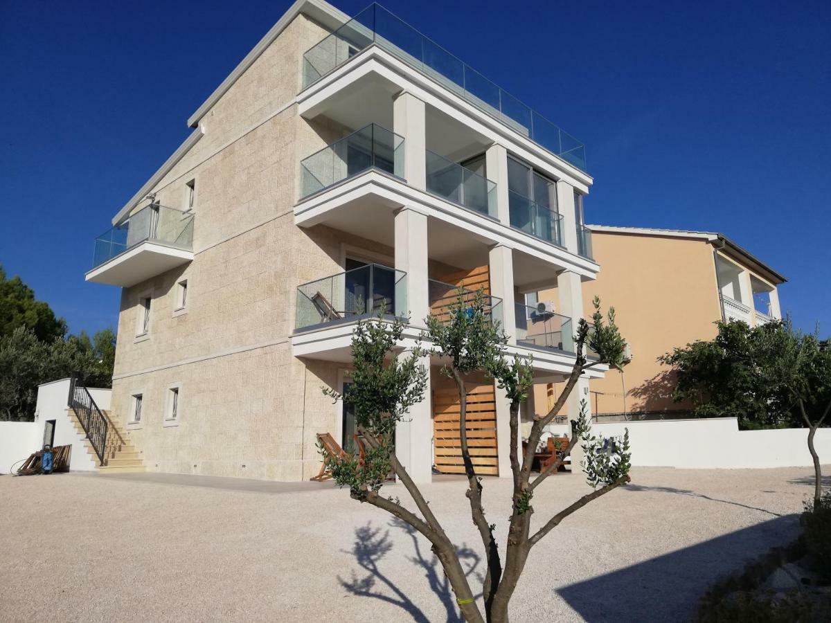 Villa Perla Dalmatica 罗戈兹尼察 外观 照片