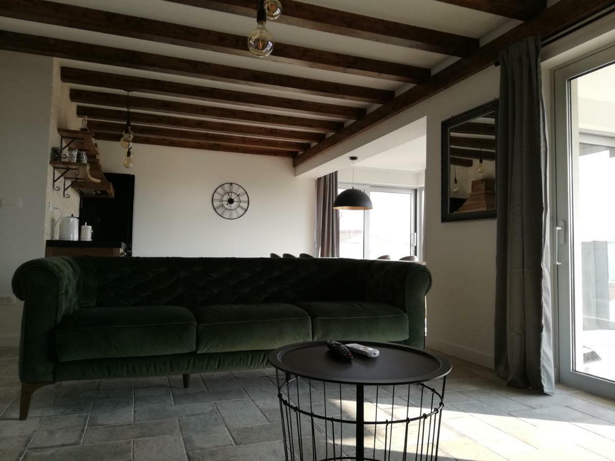 Villa Perla Dalmatica 罗戈兹尼察 外观 照片